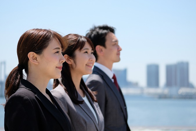 フレッシュな3人